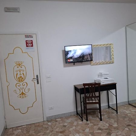 威尼斯面具住宿加早餐旅馆 梅斯特雷 外观 照片