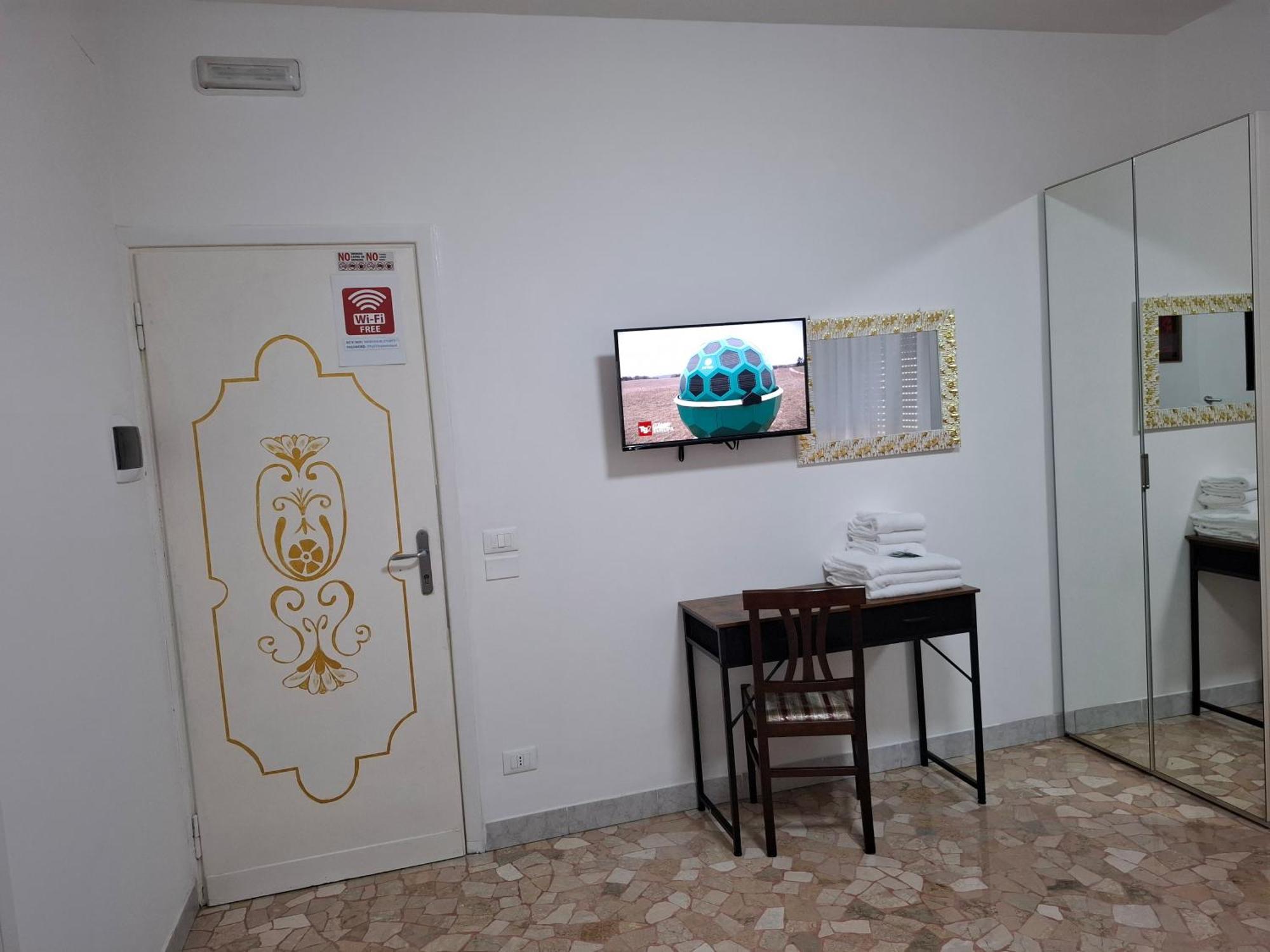 威尼斯面具住宿加早餐旅馆 梅斯特雷 外观 照片